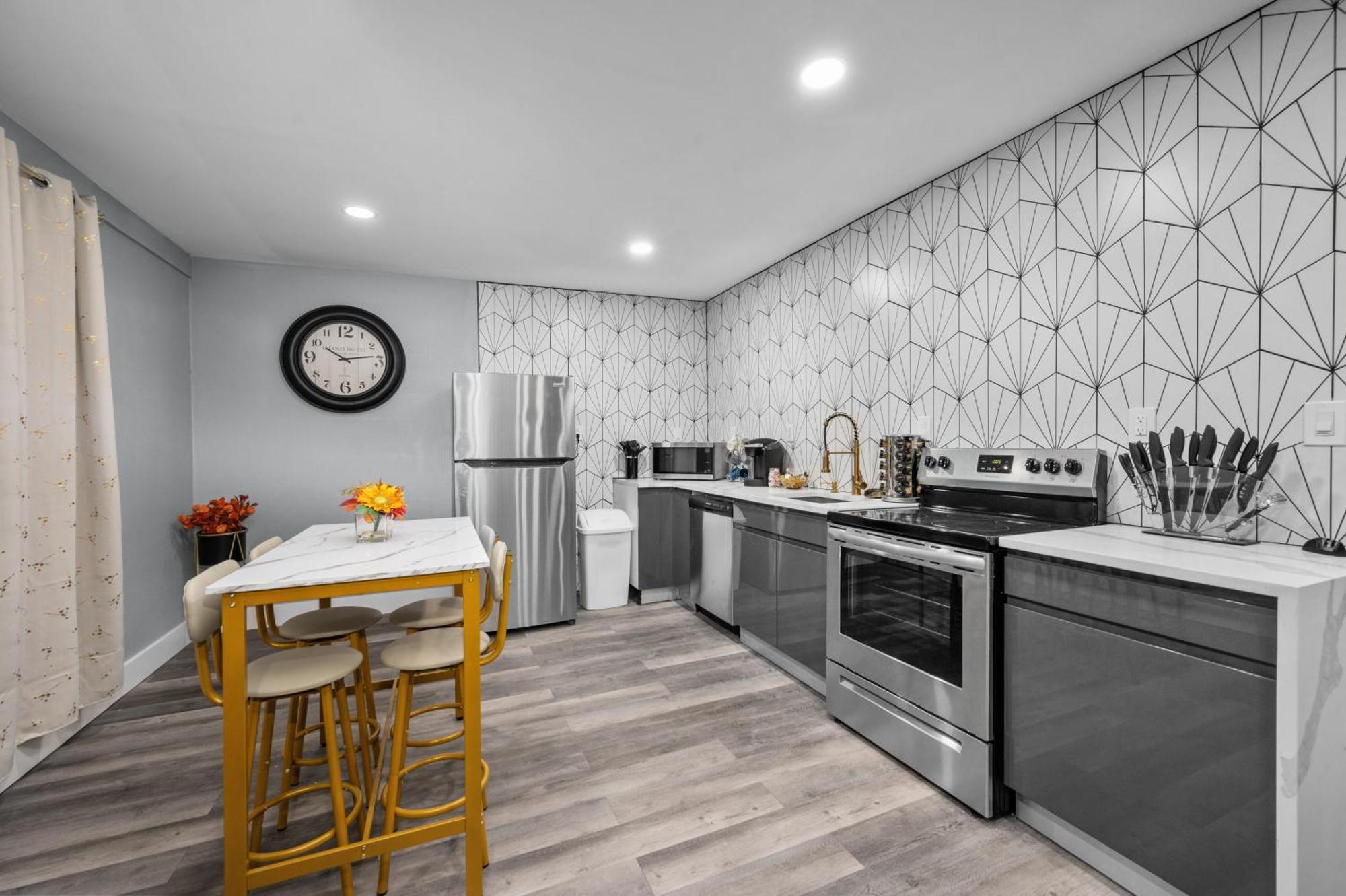 Modern 2Br City Center Getaway With Free Park Χιούστον Εξωτερικό φωτογραφία